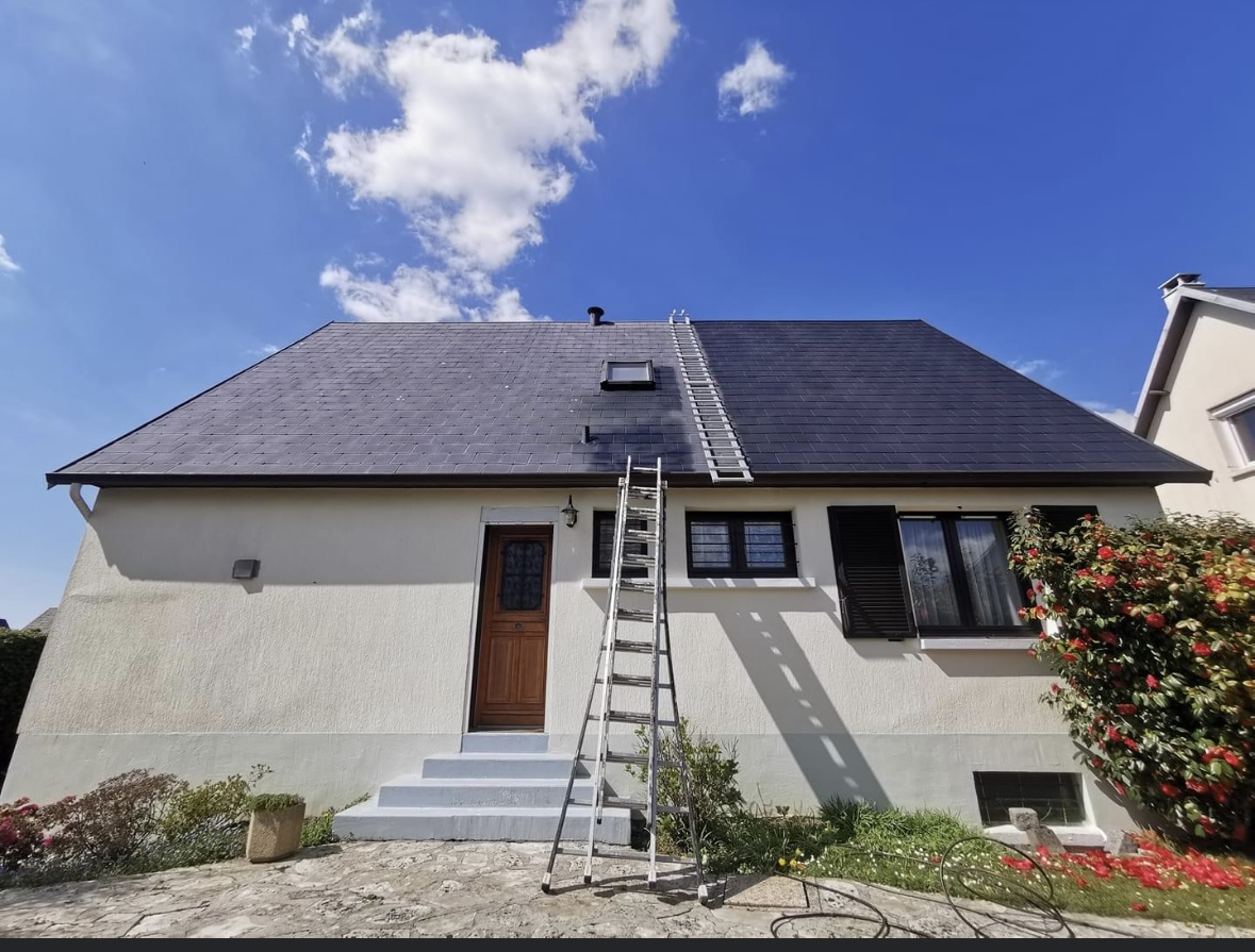 Réalisation MDT Peinture : peinture de toiture sur pavillon havrais
