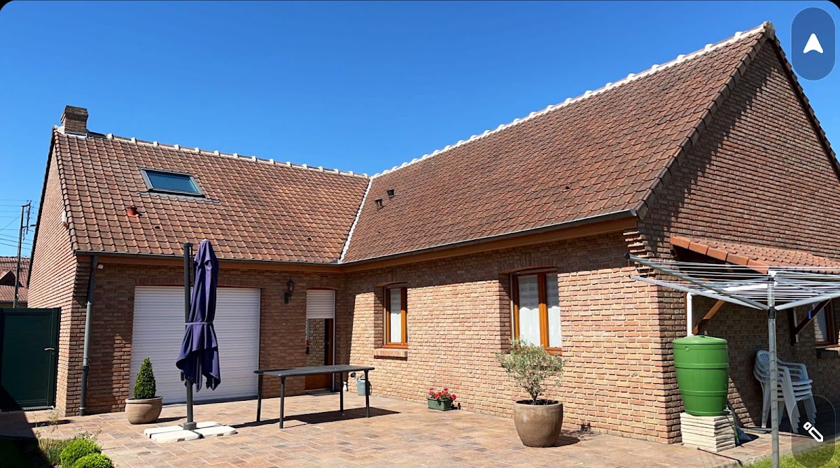 Réalisation MDT Peinture : peinture de volets et de boiseries extérieures
